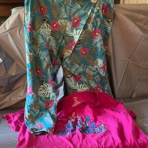 Secret Treasures Pink Tropical Floral Pajama Set